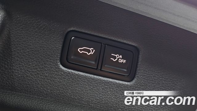 Kia Canival 2021 — photo 20