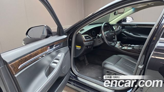 Genesis G90 2021 — photo 13