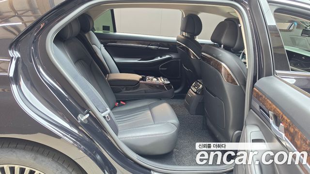 Genesis G90 2021 — photo 17
