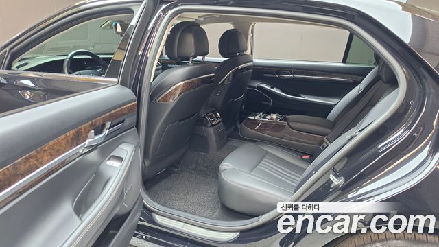 Genesis G90 2021 — photo 18