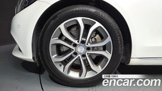 Mercedes-Benz C-Class 2016 — photo 5