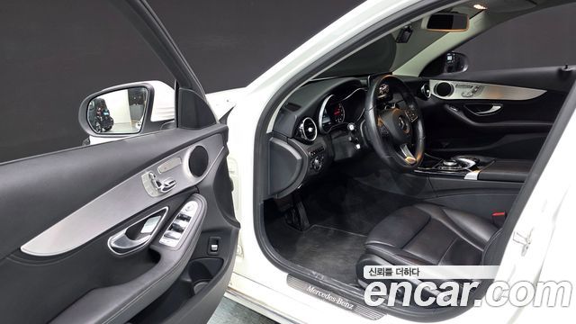 Mercedes-Benz C-Class 2016 — photo 11