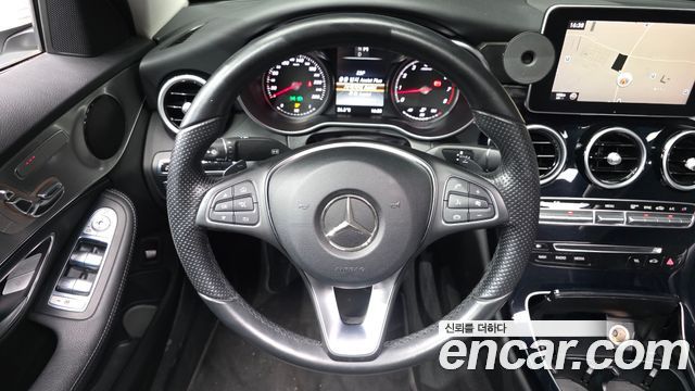 Mercedes-Benz C-Class 2016 — photo 13