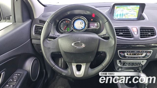 Renault Korea SM3 2015 — photo 19