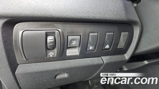 Renault Korea SM3 2015 — photo 25