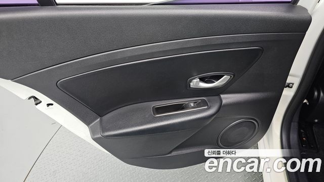 Renault Korea SM3 2015 — photo 15