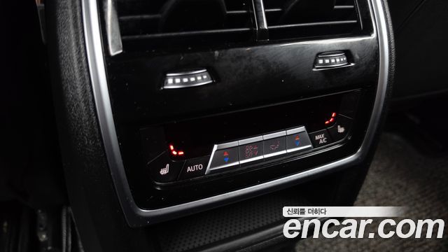 BMW X5 2020 — photo 25