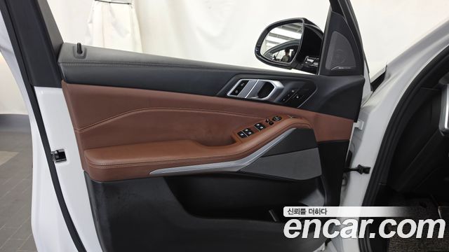 BMW X5 2020 — photo 14