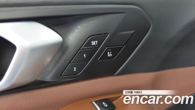 BMW X5 2020 — photo 28