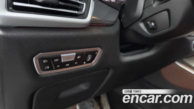 BMW X5 2020 — photo 31