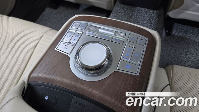 Genesis G80 2023 — photo 26