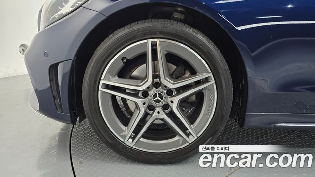 Mercedes-Benz C-Class 2021 — photo 5