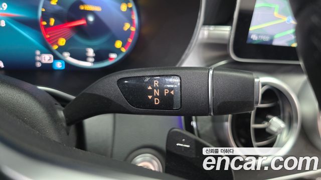 Mercedes-Benz C-Class 2021 — photo 9