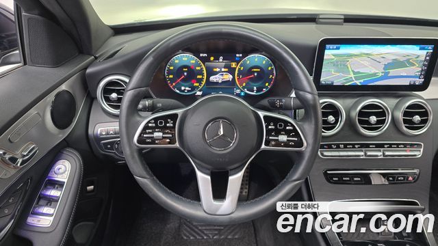 Mercedes-Benz C-Class 2021 — photo 12
