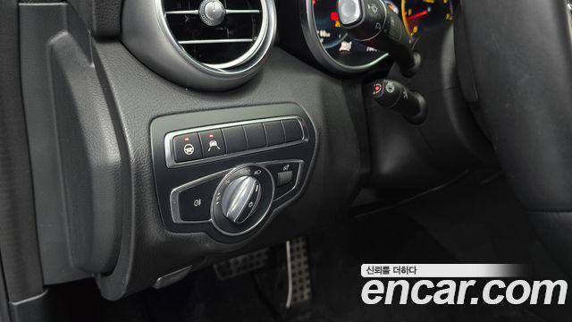 Mercedes-Benz C-Class 2021 — photo 19