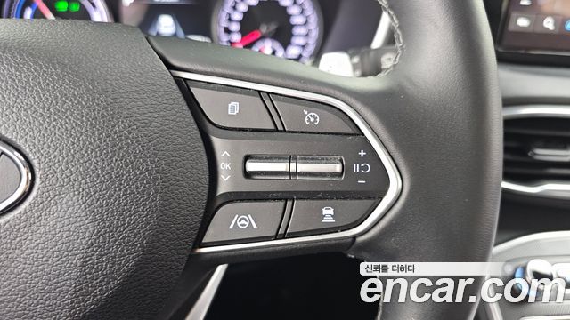 Hyundai Santafe 2023 — photo 28
