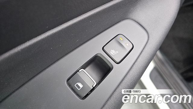 Hyundai Santafe 2023 — photo 31