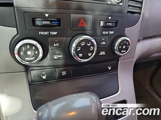 Kia Canival 2014 — photo 14