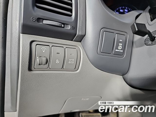 Kia Canival 2014 — photo 15