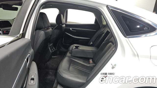 Hyundai Sonata 2020 — photo 18