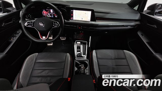 Volkswagen Golf 2024 — photo 10