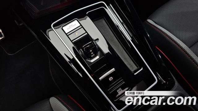 Volkswagen Golf 2024 — photo 12