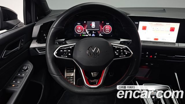 Volkswagen Golf 2024 — photo 19