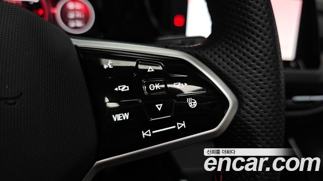 Volkswagen Golf 2024 — photo 34