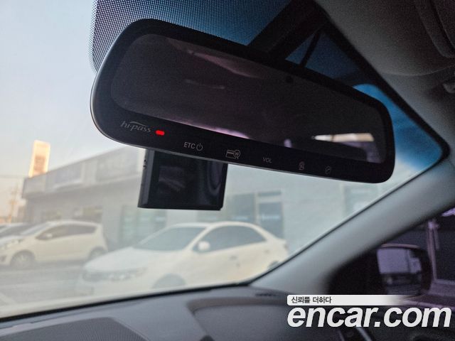 Hyundai Santafe 2013 — photo 17