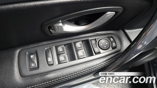 Renault Korea SM5  2013 — photo 29