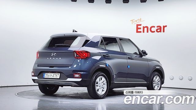 Hyundai Venue 2021 — photo 2
