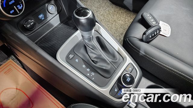 Hyundai Venue 2021 — photo 12
