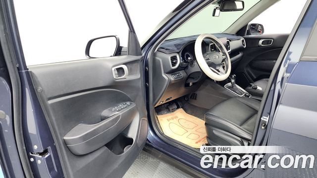 Hyundai Venue 2021 — photo 13