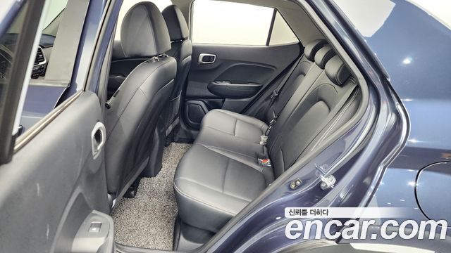 Hyundai Venue 2021 — photo 17