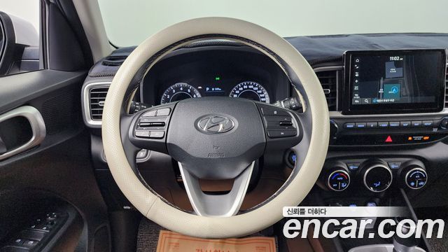 Hyundai Venue 2021 — photo 19