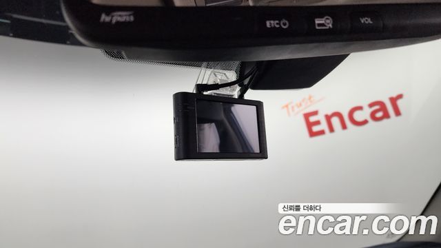 Hyundai Venue 2021 — photo 25