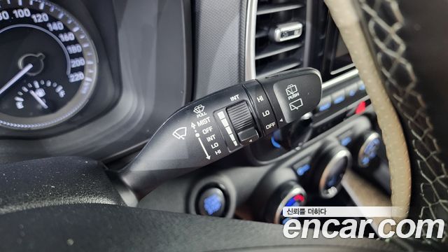 Hyundai Venue 2021 — photo 28