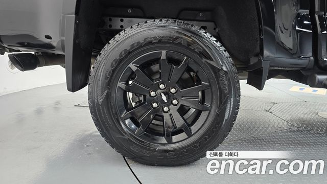 Chevrolet Korea Colorado 2022 — photo 5