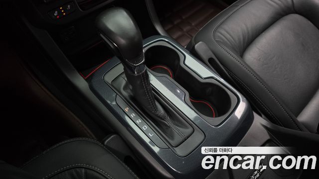 Chevrolet Korea Colorado 2022 — photo 12