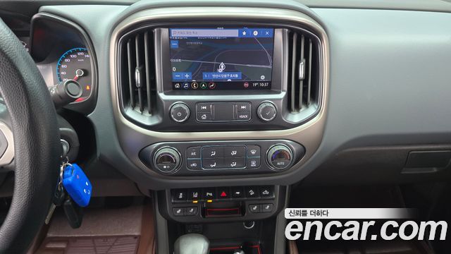Chevrolet Korea Colorado 2022 — photo 18