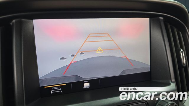 Chevrolet Korea Colorado 2022 — photo 20