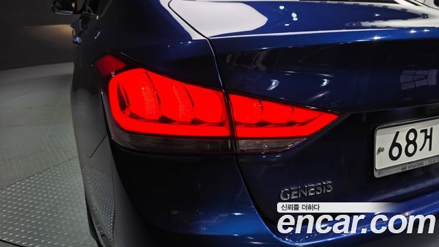 Hyundai Genesis 2016 — photo 9