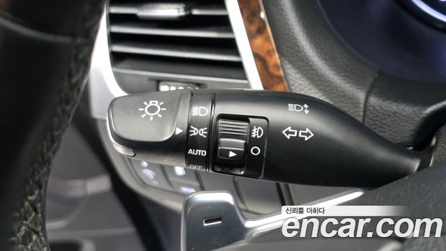 Hyundai Genesis 2016 — photo 30