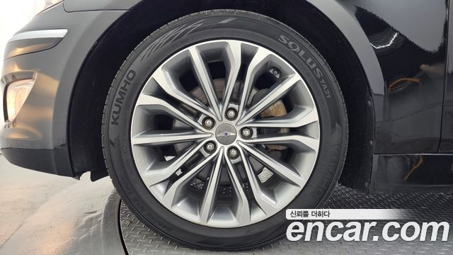 Hyundai Genesis 2013 — photo 5
