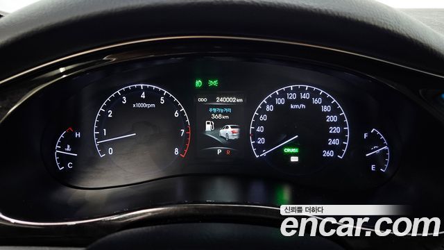 Hyundai Genesis 2013 — photo 8