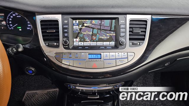 Hyundai Genesis 2013 — photo 15