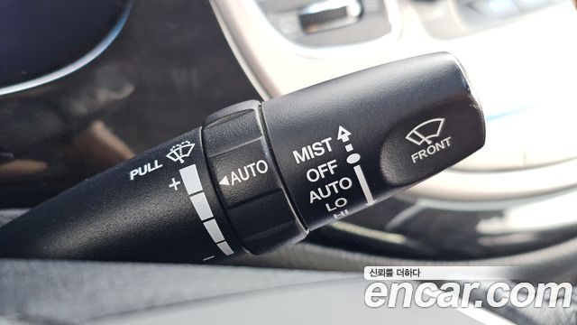 Hyundai Genesis 2013 — photo 17