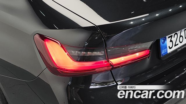 BMW 3-Series 2026 — photo 9