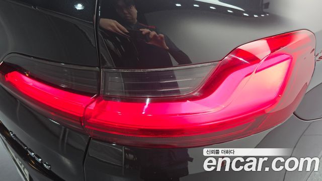 BMW X4 2019 — photo 9
