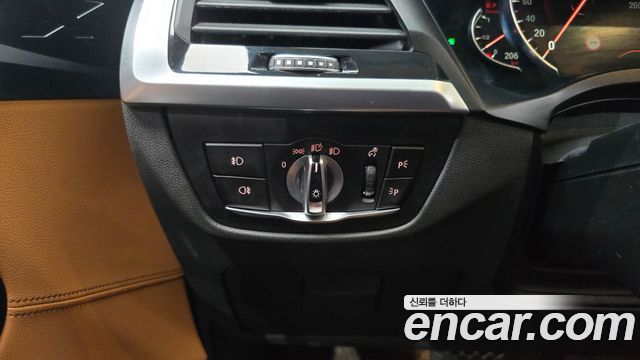 BMW X4 2019 — photo 29